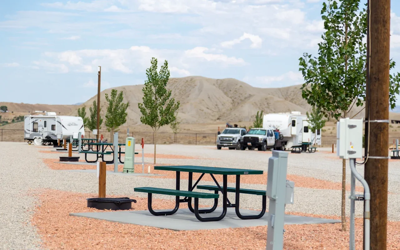 Each spot has a picnic table.