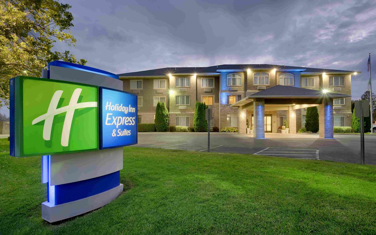 Holiday Inn Express & Suites - American Fork | Photo Gallery | 0 - Welcome to your American Fork, Utah hotel.