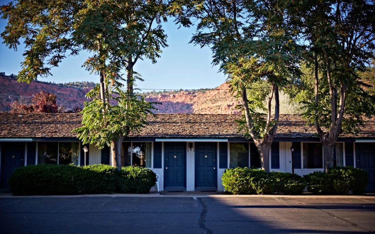 Parry Lodge | Photo Gallery | 0 - Welcome to the historic Parry Lodge!