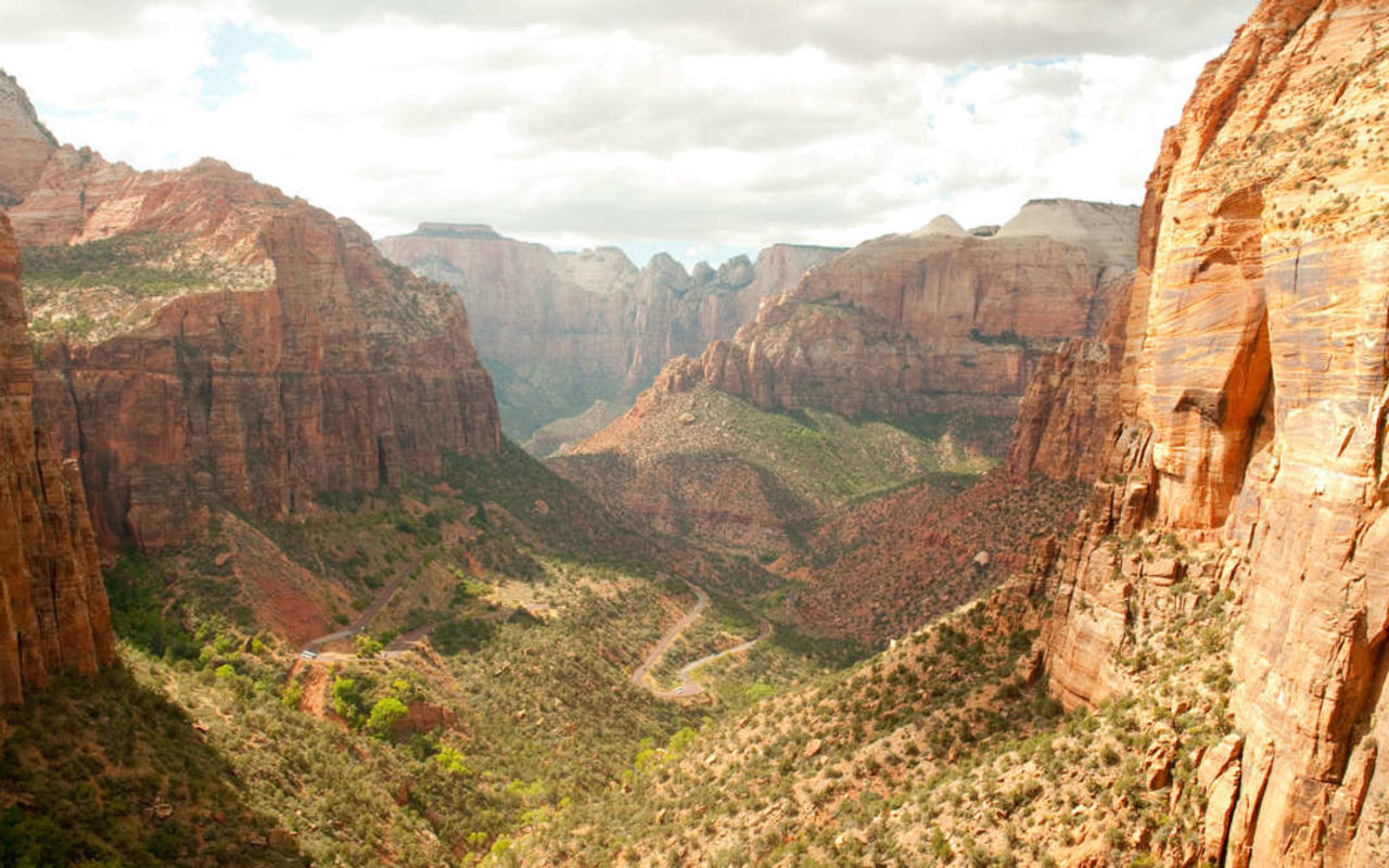 East Temple Saddle | Photo Gallery | 0 - East Temple Saddle