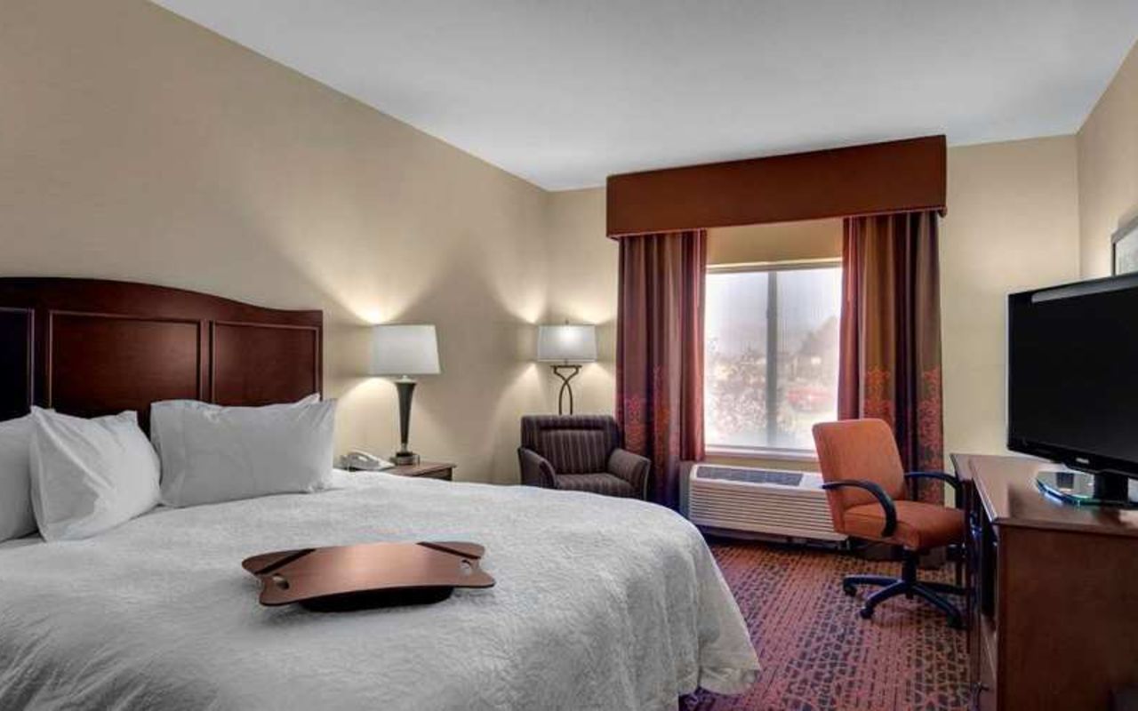 Hampton Inn Provo | Photo Gallery | 4 - Sit back and relax!