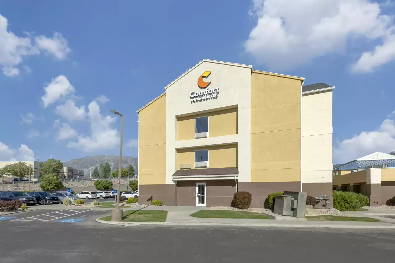 Comfort Inn & Suites - Orem | Photo Gallery | 7 - Welcome to Comfort Inn & Suites Orem!