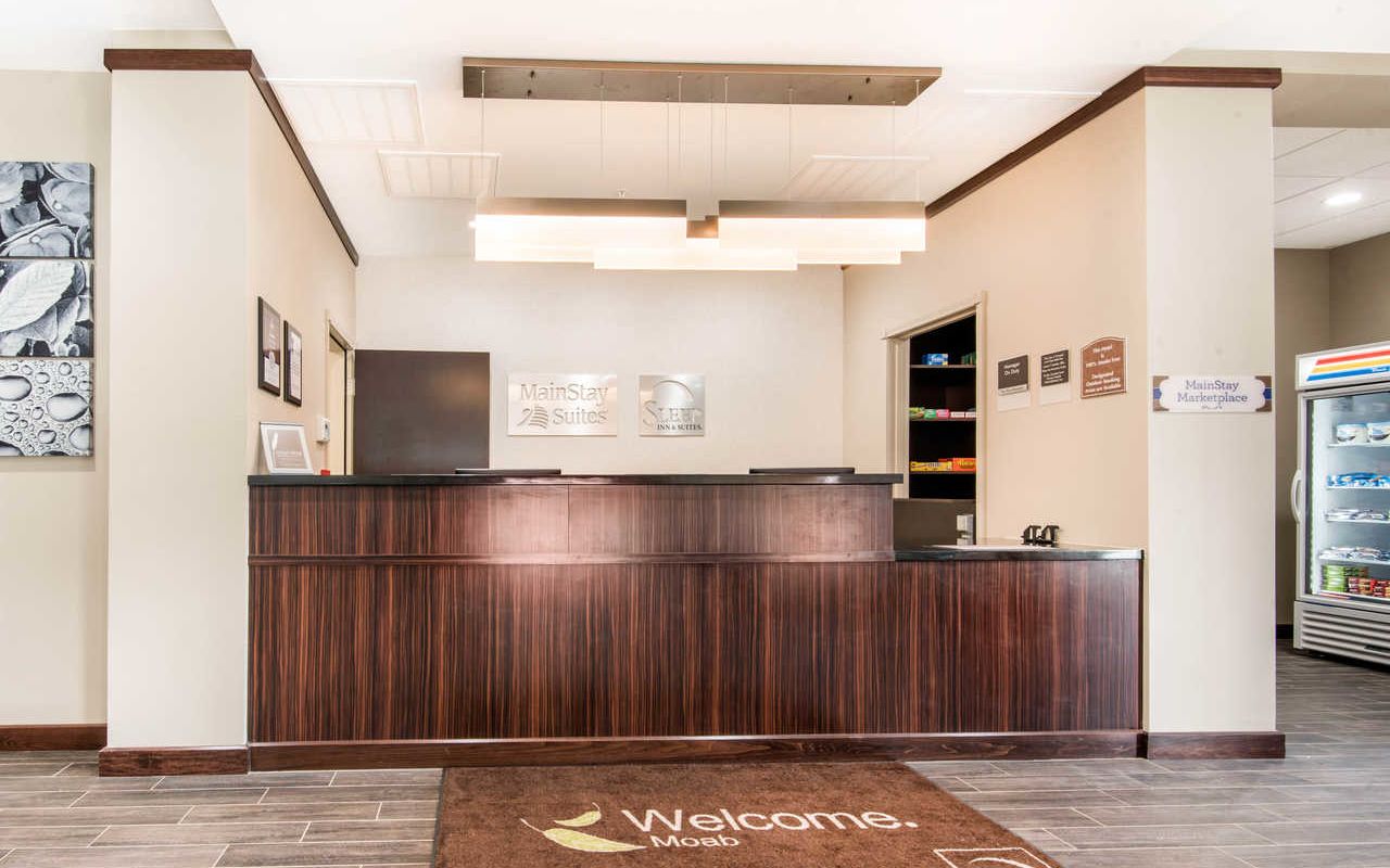 Sleep Inn & Suites Moab near Arches National Park | Photo Gallery | 1 - Sleep Inn & Suites - Moab Business Center