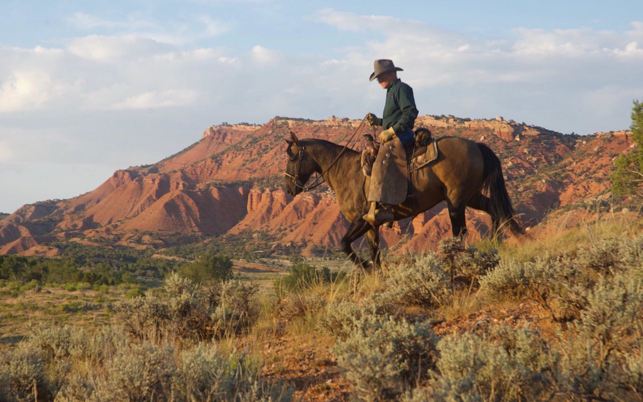 Vernal Weather | Photo Gallery | 0 - Horseback Riding in Vernal