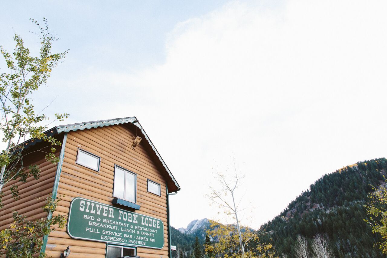 Silver Fork Lodge Bed & Breakfast | Photo Gallery | 1 - Silver Fork Lodge & Restaurant Silver Fork Lodge & Restaurant