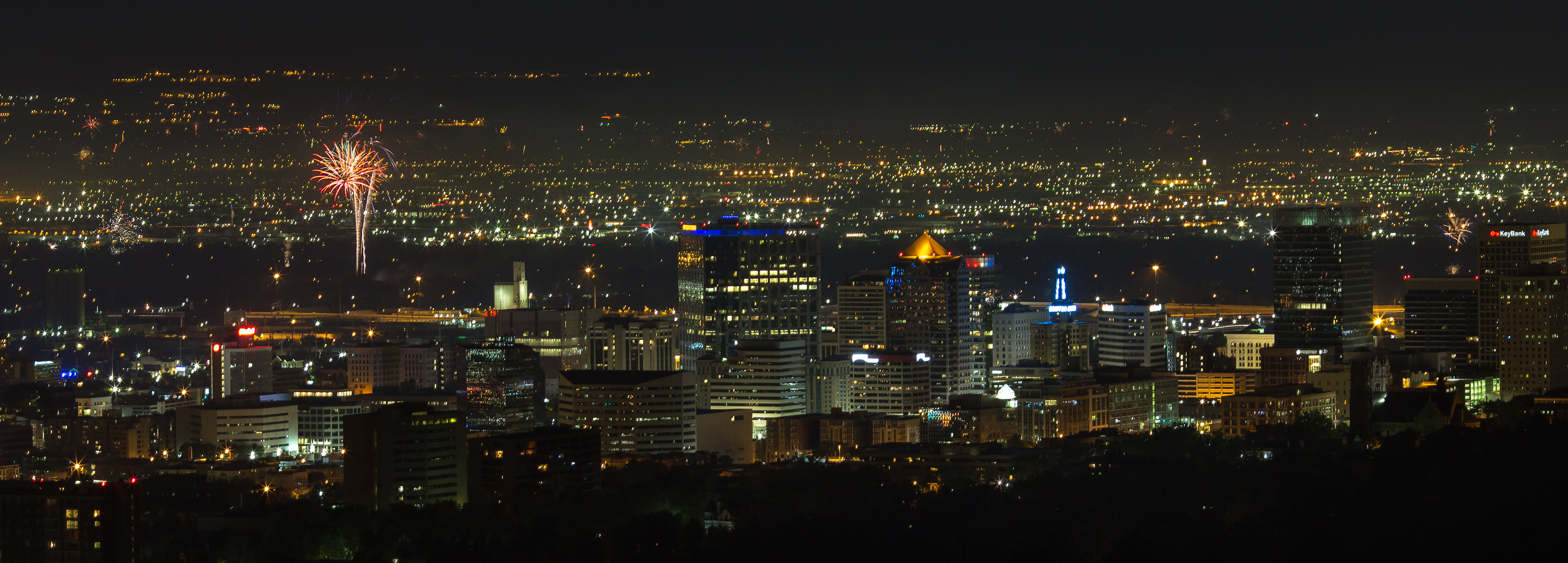 8 Great Spots to Watch Fireworks This 4th of July