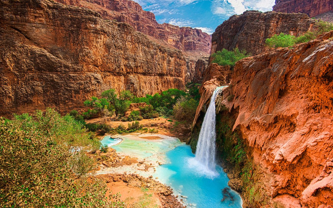 Havasu Falls | Photo Gallery | 0 - Havasupai Falls and blue pools