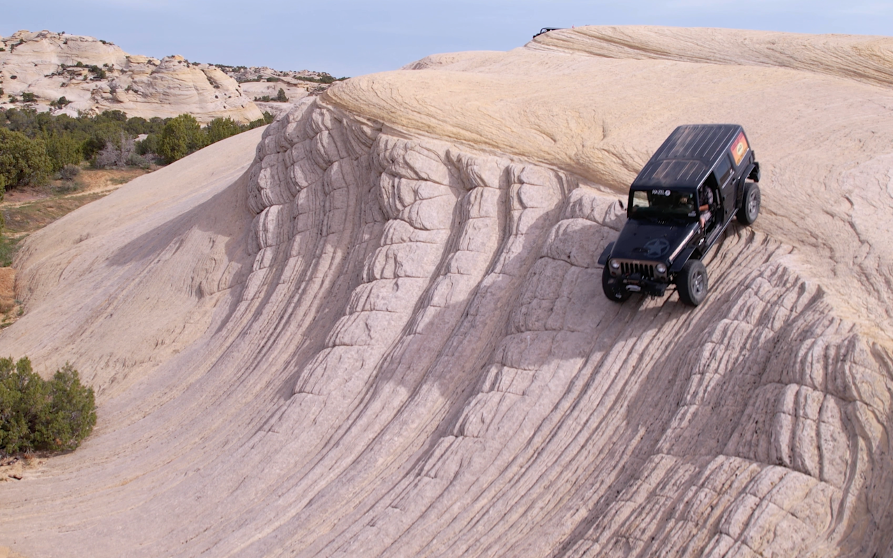 Doc's Beach and Sand Bar OHV Trails | Photo Gallery | 1 - Rated an 8 on the difficulty scale. However, it's rated a 10 if optional obstacles are attempted.