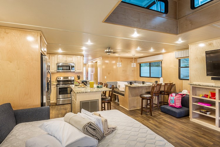 Lake Powell Resorts & Marina Houseboat Rentals | Photo Gallery | 2 - Welcome to your home, away from it all. 