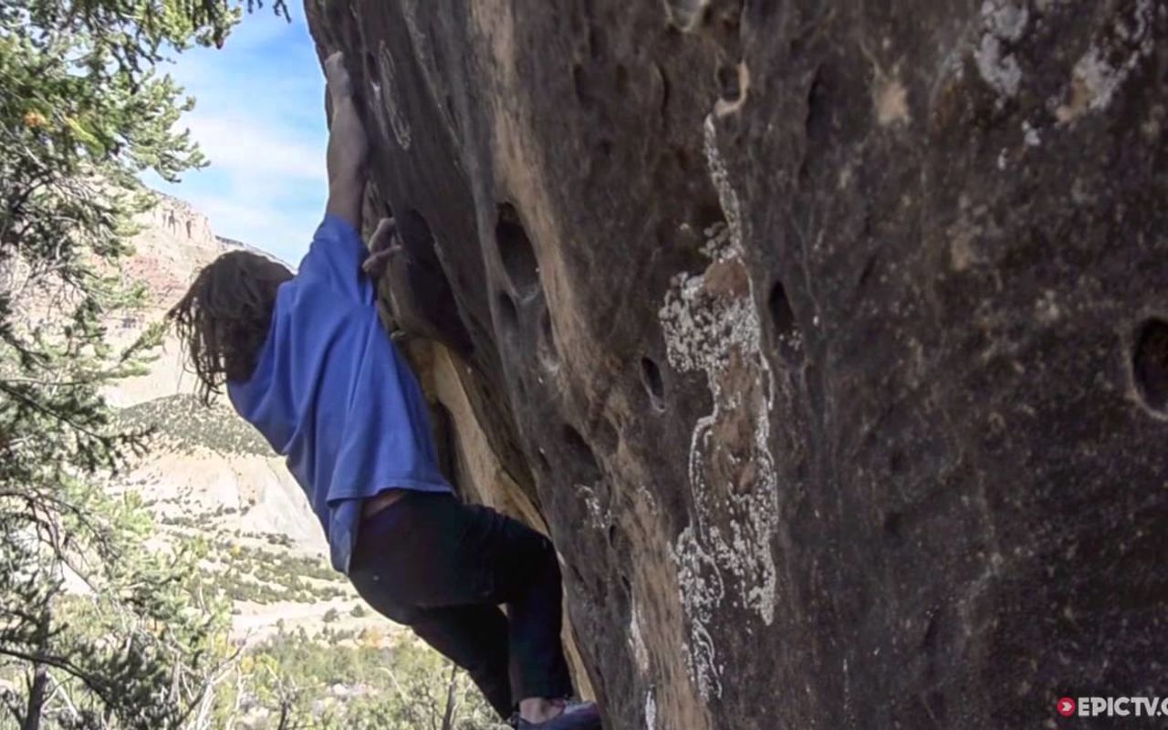 Castle Valley Communities - Joes Valley | Photo Gallery | 0 - Bouldering Bullet Lines In Joe's Valley