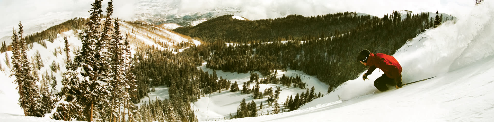 5 Reasons Park City is the Ski Town Jackpot <a>https://gcp.utah.com/destinations/cities-towns/park-city/ - Skier in Park City <a>https://gcp.utah.com/destinations/cities-towns/park-city/