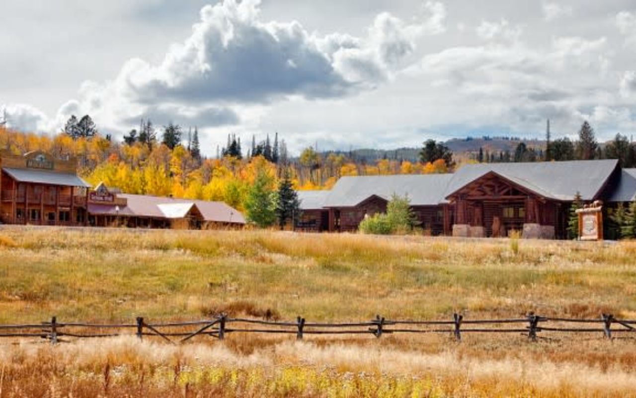 Daniel's Summit Lodge