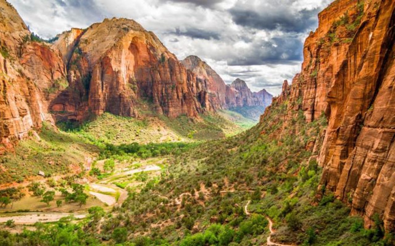 Canyon Overlook | Photo Gallery | 0 - Canyon Overlook