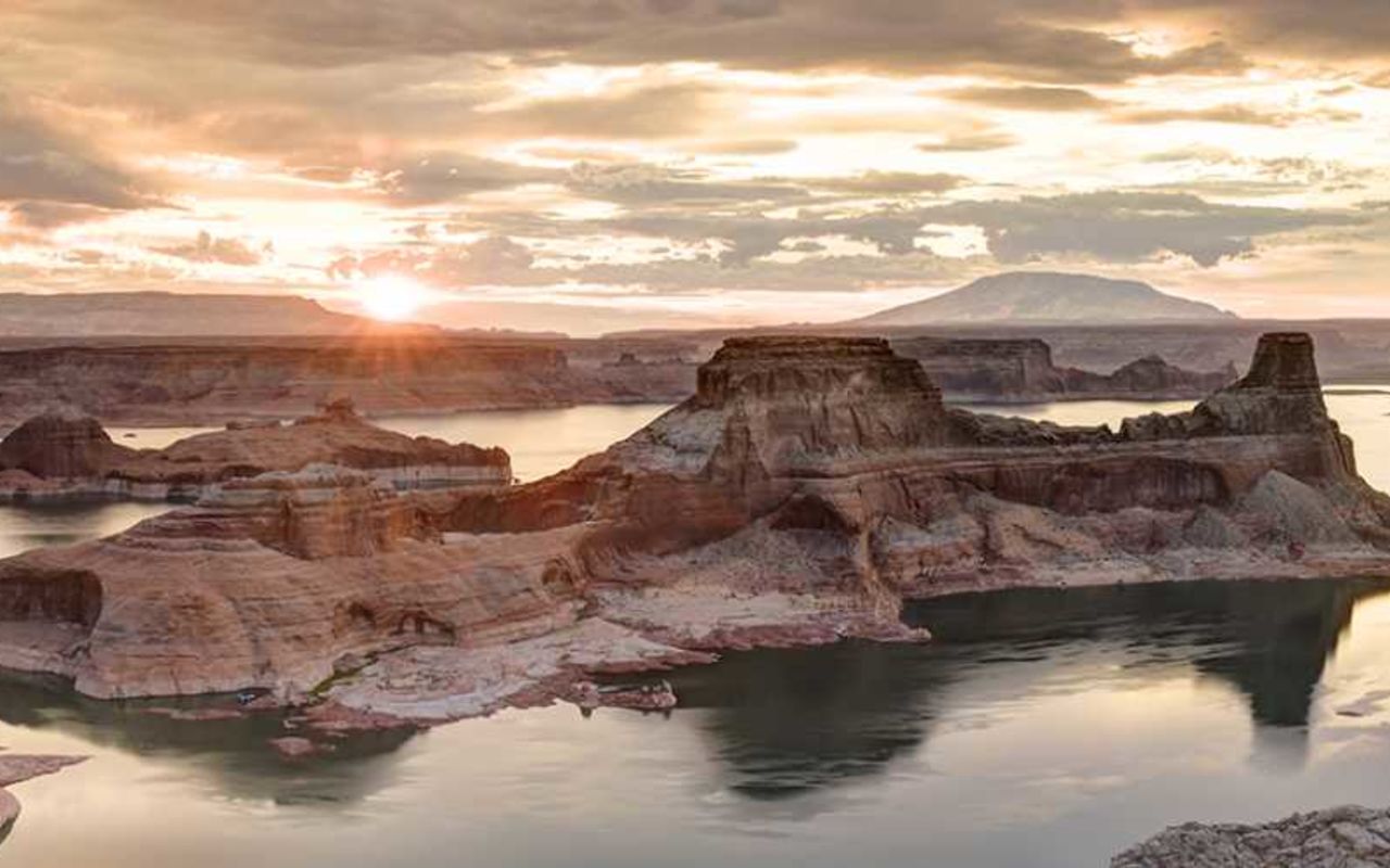 Lake Powell Camping & RV Parks | Photo Gallery | 0 - Lake Powell