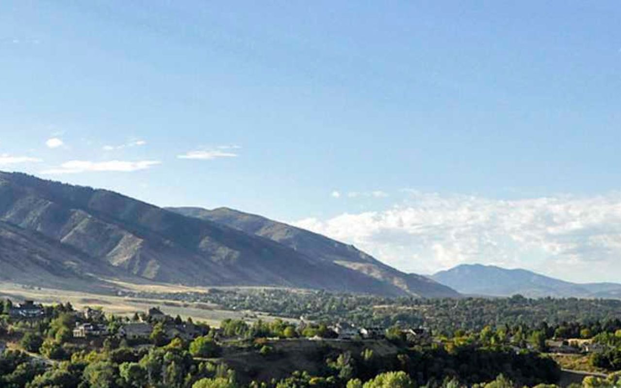 Family Attractions | Photo Gallery | 4 - Logan, Utah
Sure, you know Logan as that college town up north. Tucked safely away from Utah’s main thoroughfares, Logan is remote enough to give that getaway feeling, but close enough to keep the wonder away from your wallet.
