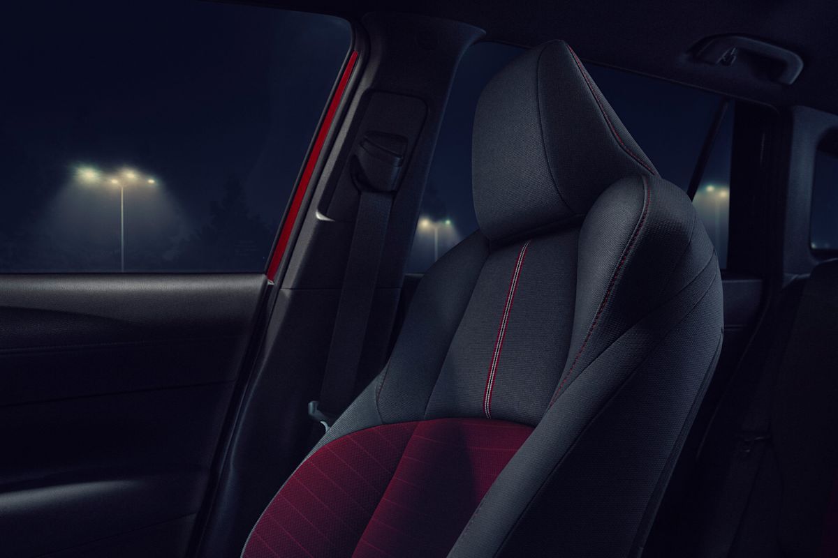 Toyota 2025-Corolla-Cross Nightshade Int 0001-min