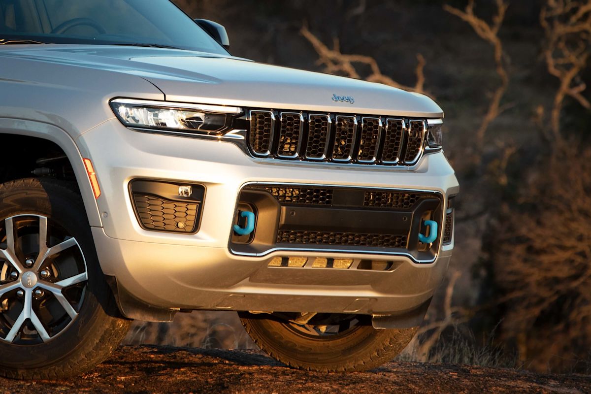 2022 Jeep Grand Cherokee Overland 4xe test drive review