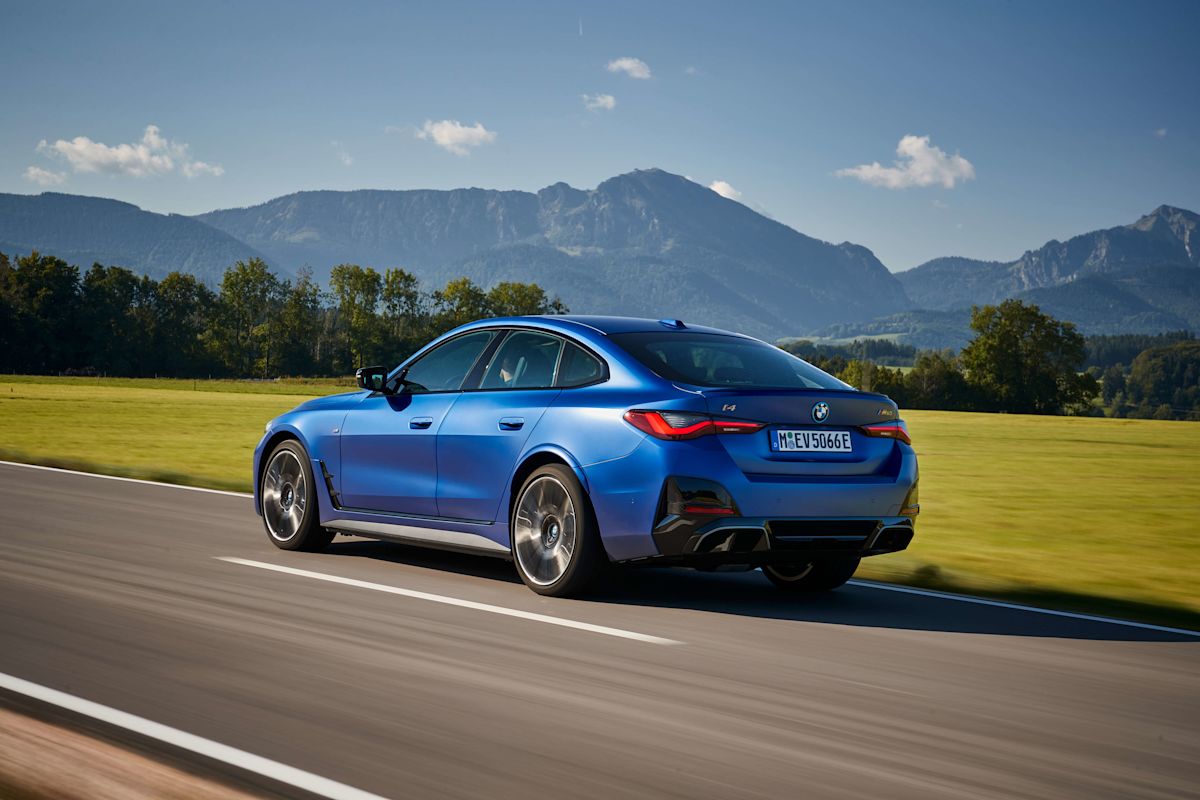 P90439355 highRes bmw-i4-m50-9-2021 (1)