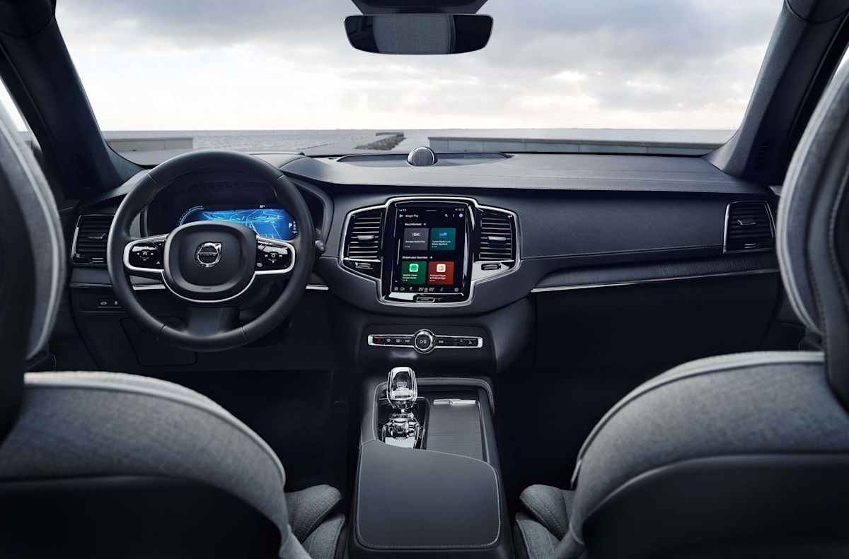 2023 Volvo XC90 Recharge Ultimate test drive review