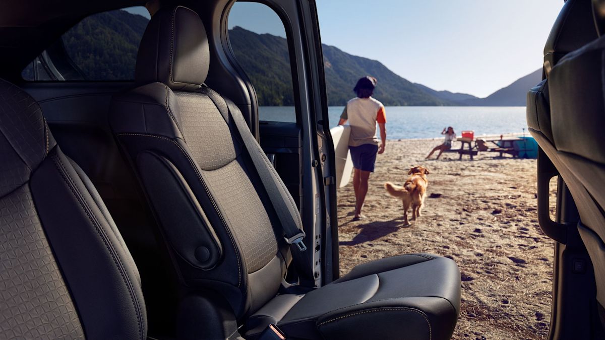 2023 Toyota Sienna Woodland Edition test drive review