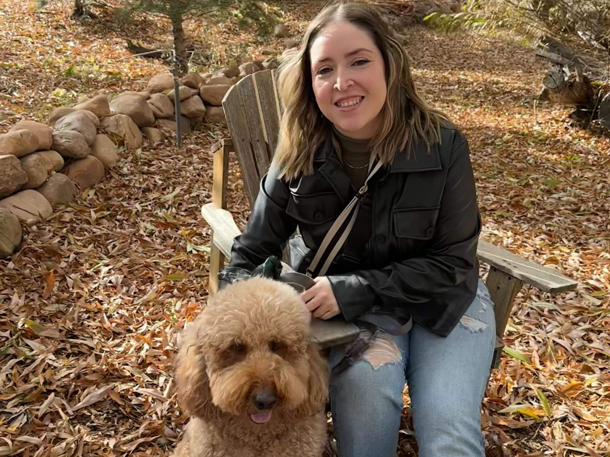 Yvette Cruz and her dog