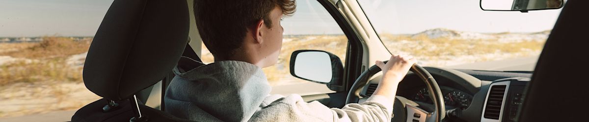 Emergency car kit supplies every teenage driver needs