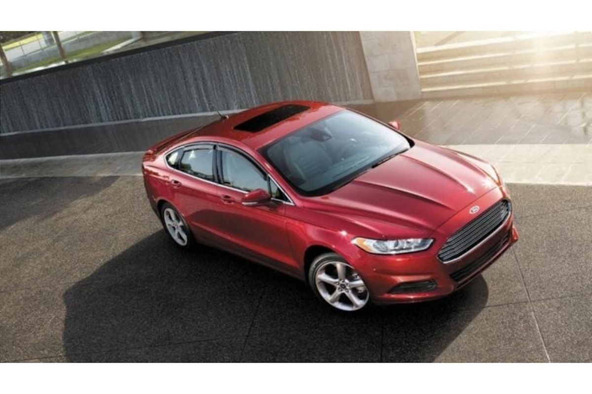 5 Best Sedans Under $10,000