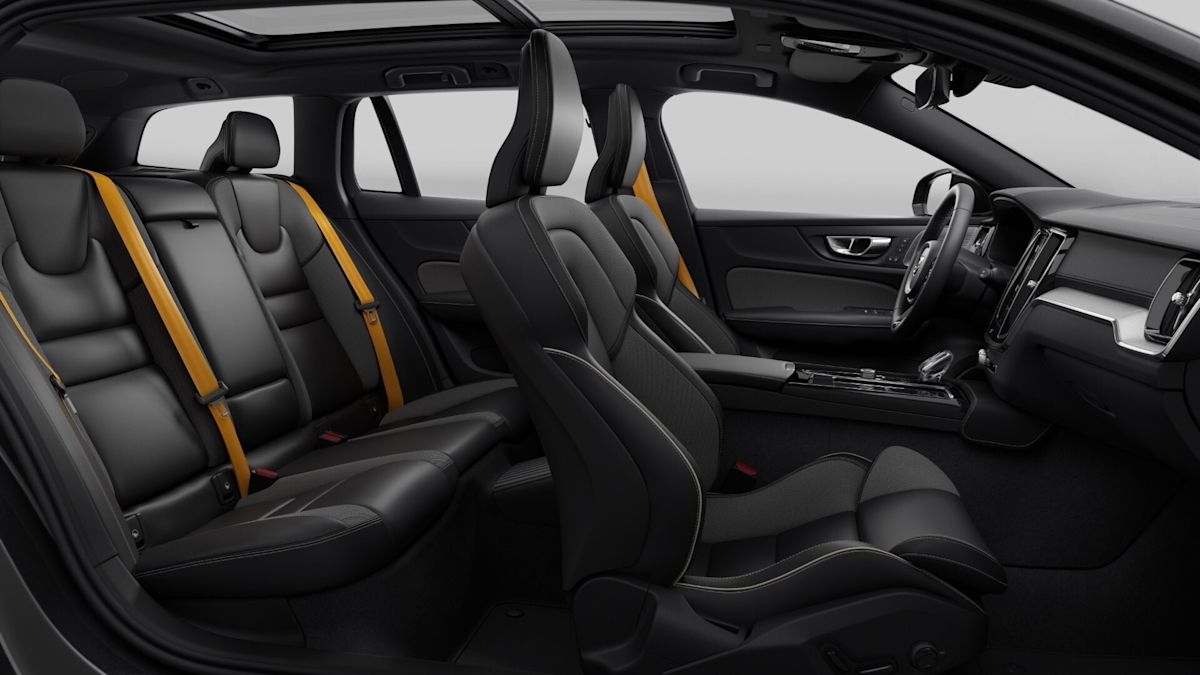 325605 2024 V60 Polestar Engineered