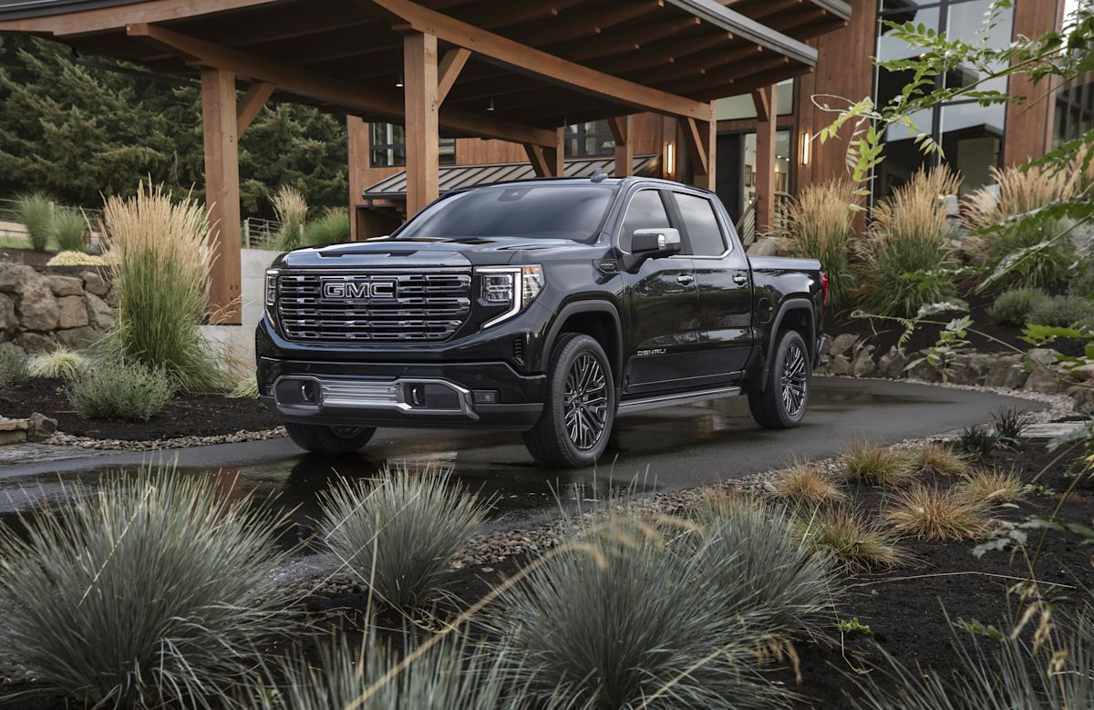 2022 GMC Sierra 1500 Denali Ultimate Test Drive Review