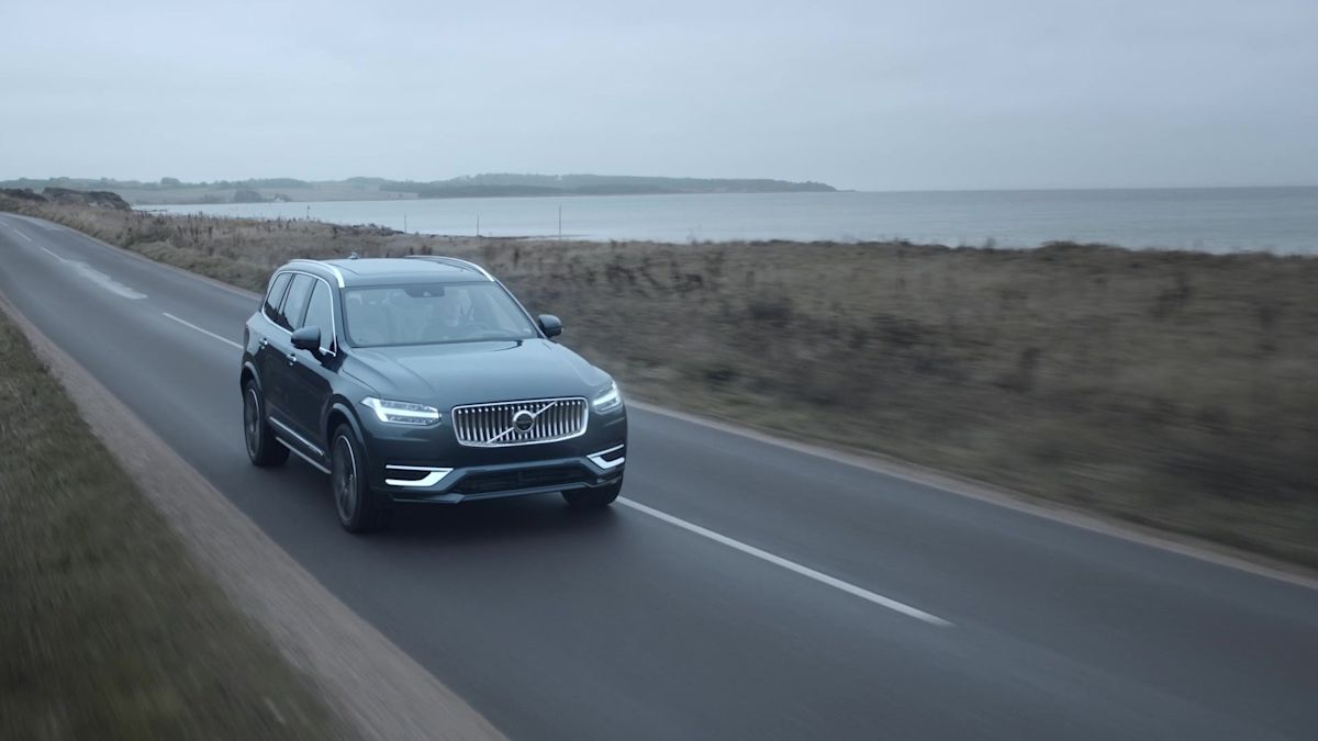2023 Volvo XC90 Recharge Ultimate test drive review