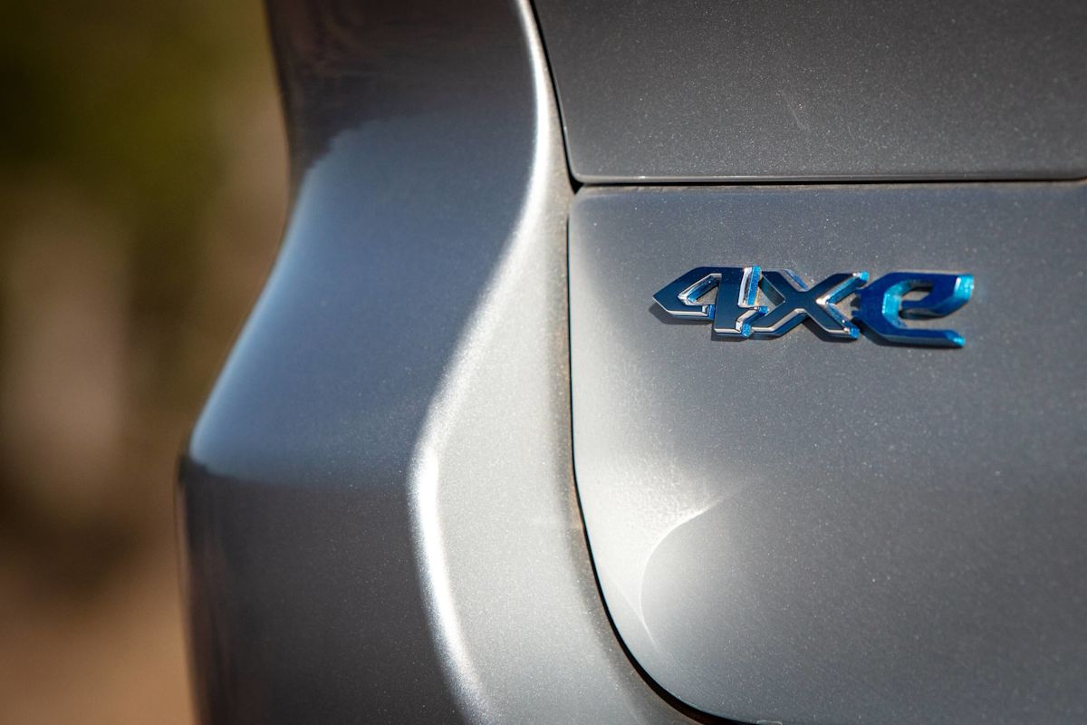 2022 Jeep Grand Cherokee Overland 4xe test drive review