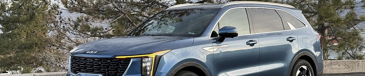 Going hybrid for 2025 makes the Kia Sorento the best it’s ever been