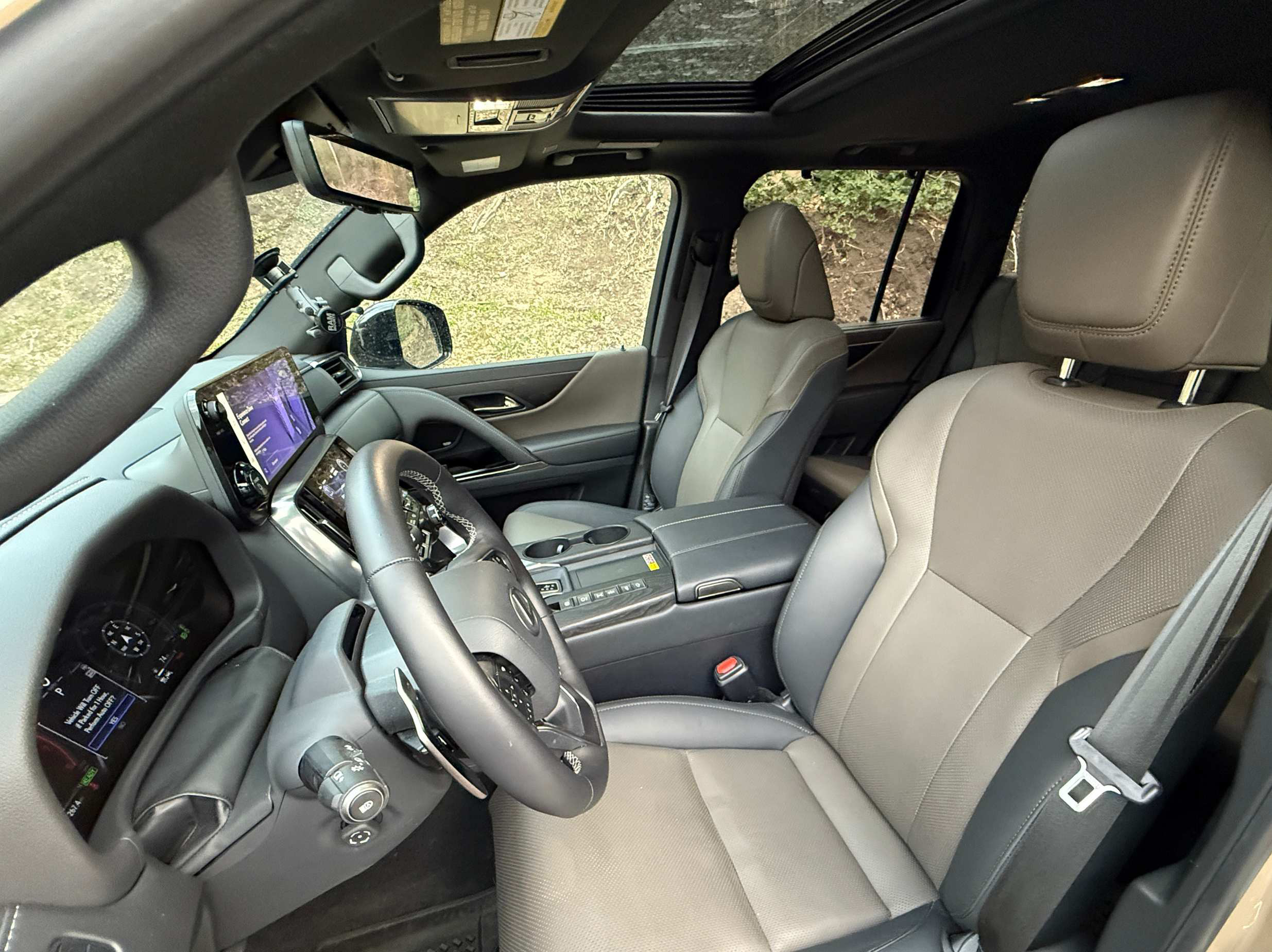 Lexus LX generations 1996-2026: 30 years of luxury, reliability