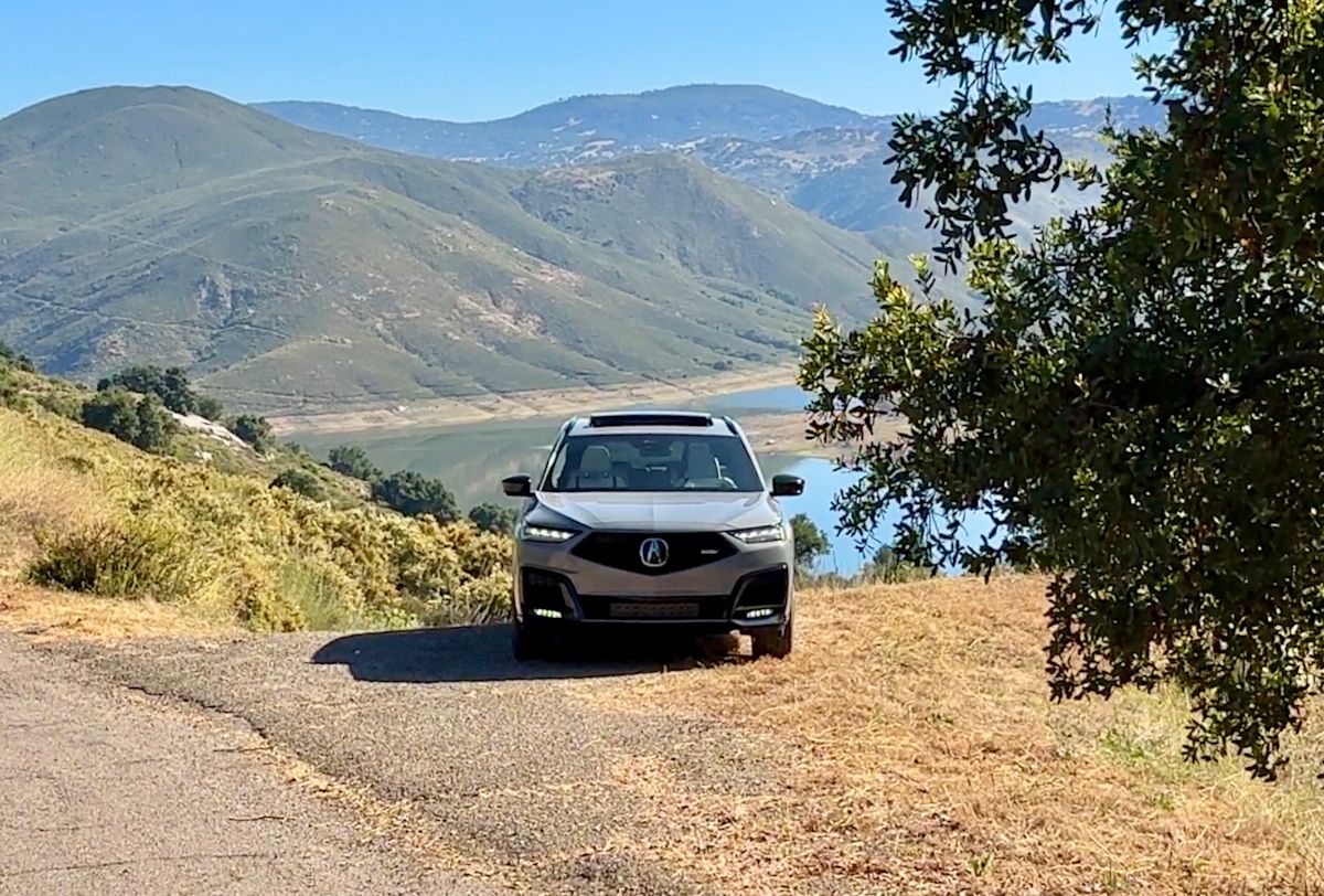 2025 Acura MDX Front 2