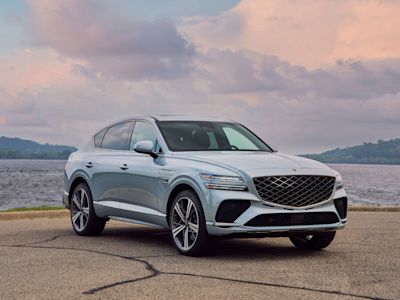 Does Genesis have what it takes to play in the luxury SUV market?