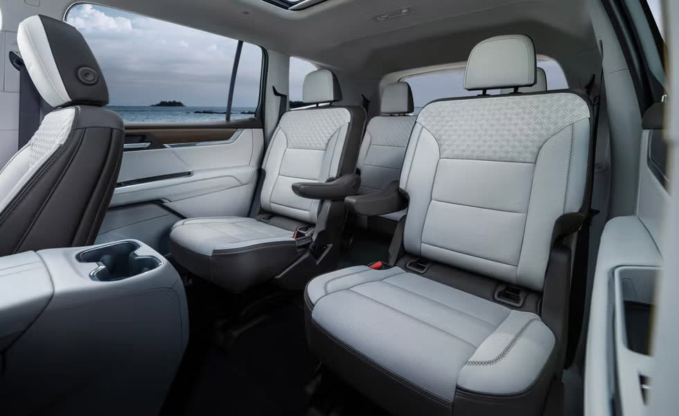 2024-gmc-acadia-109-64ff33be313c2