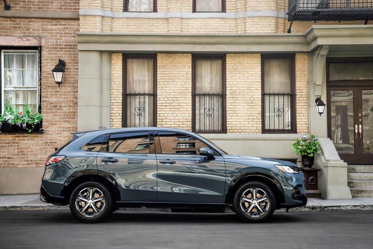 2023 Honda HR-V AWD EX-L test drive review