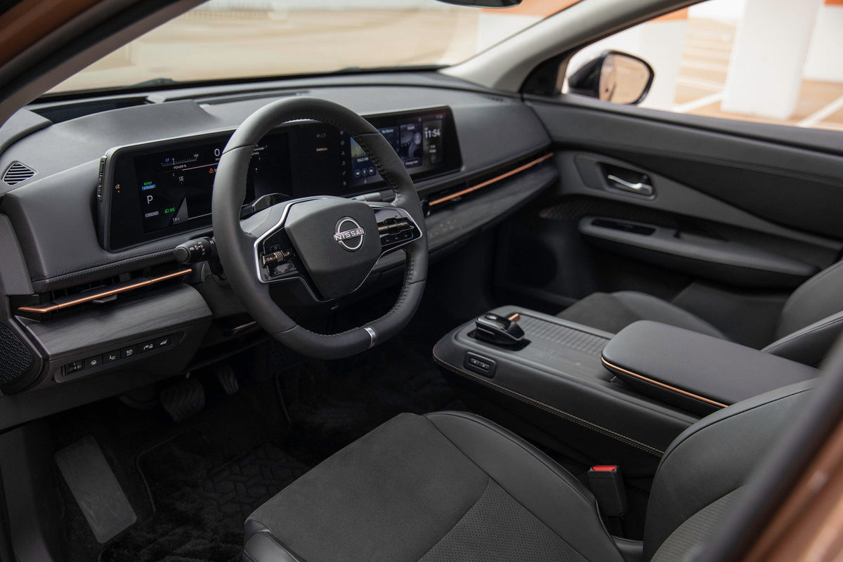 2023 Nissan Ariya Platinum+ e-4ORCE AWD test drive review
