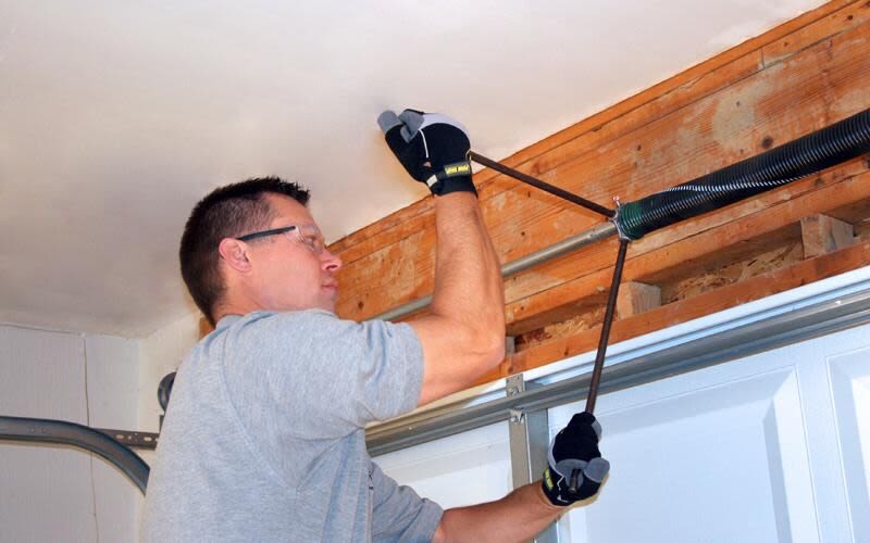 UniversalGarageDoor