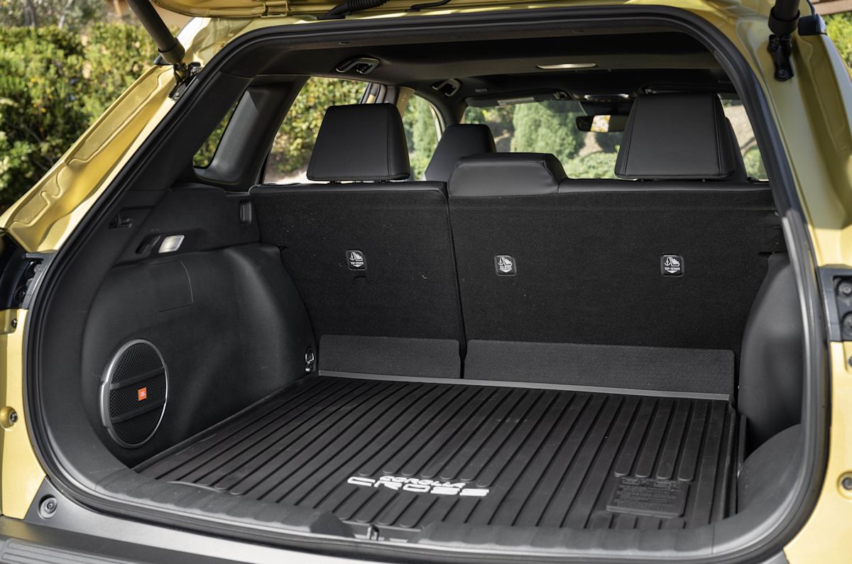 2023 Toyota Corolla Cross Hybrid XSE test drive review